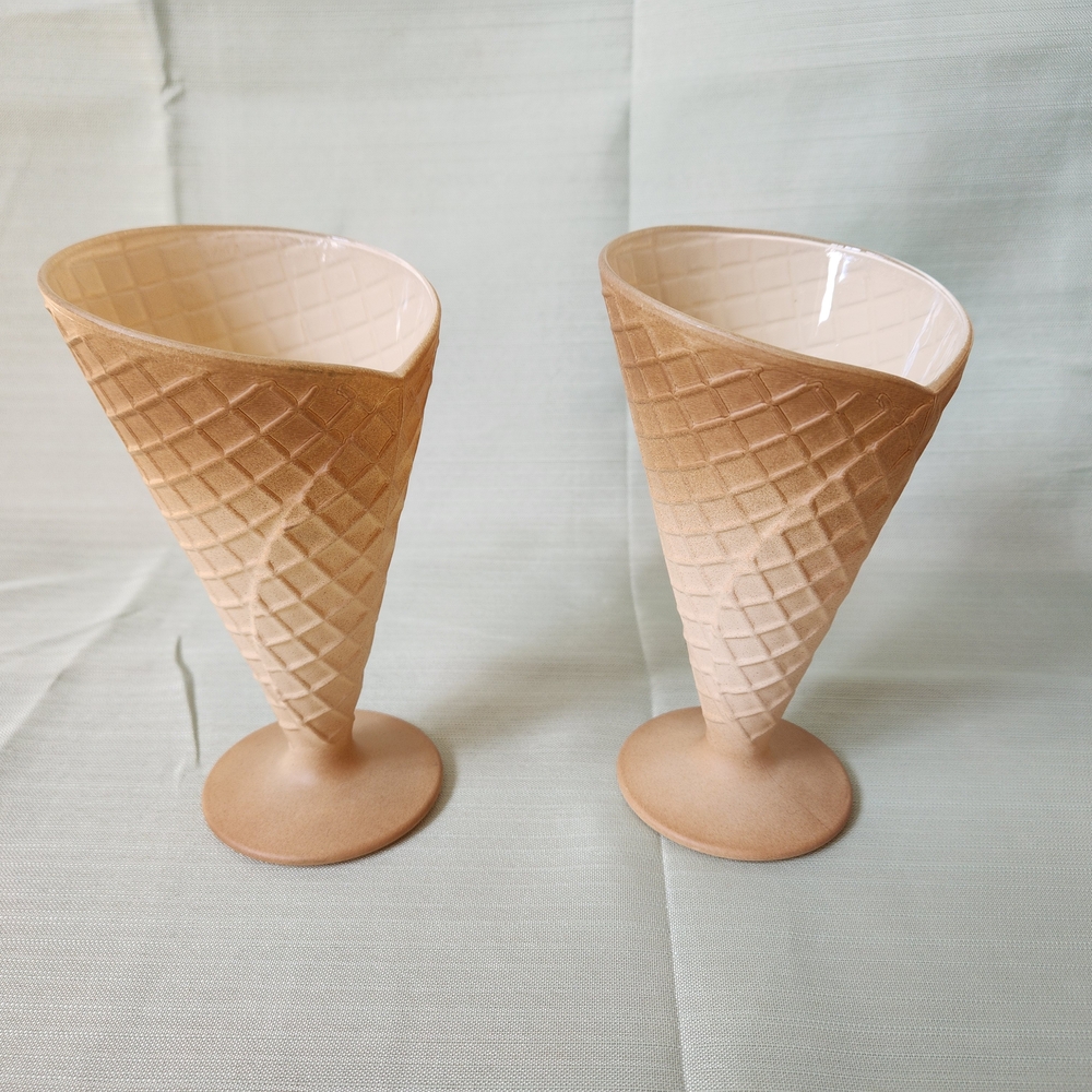 Waffle Cone Dessert Cups - Cream